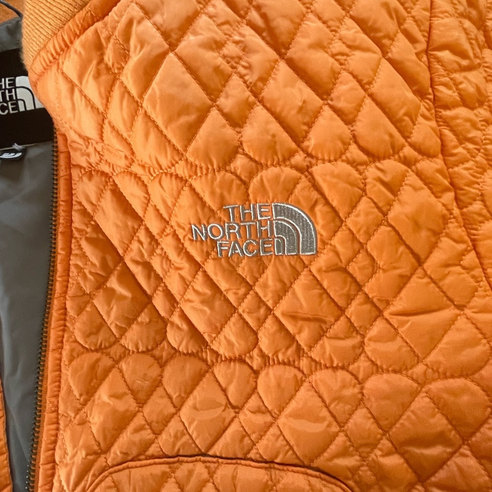 Vintage THE NORTH FACE tangerine ๐ colored cropped jacket. Purchased in 1989 - Picture 9 of 11